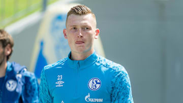 Trainiert inzwischen im Frankfurt-Dress: Keeper Markus Schubert+