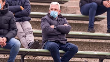 S04-Legende Klaus Fischer zuletzt beim U19-Derby im Parkstadion