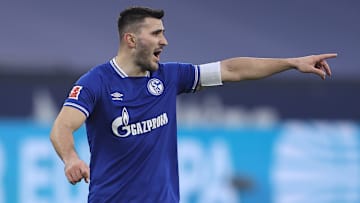 Sead Kolasinac trug sofort die Binde am Arm