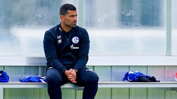 Gegenüber Dimitrios Grammozis wächst bei S04 bereits die Kritik