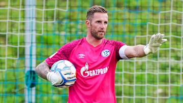Ralf Fährmann verlängert und spart Schalke etwas Geld