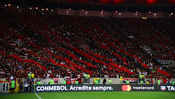 Raça Rubro-Negra emite carta com questionamentos e cobranças aos jogadores e comissão técnica do Flamengo. 