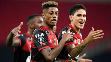 Com combo de "vapo", Flamengo atropela Independiente del Valle e garante vaga para o mata-mata da Conmebol Libertadores. 