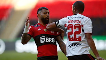 Partida entre Flamengo e São Paulo teve confusão no Maracanã