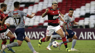 O Flamengo goleou o La Calera por 4 a 1, no Maracanã, pela 2ª rodada do Grupo G da Libertadores. 