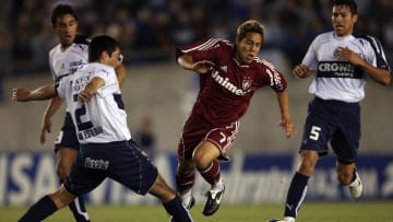Fluminense's Lenny vies for the ball wit