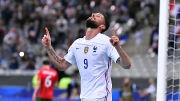 Jubelt Olivier Giroud bald für Milan?