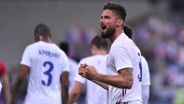Giroud est un peu plus proche de devenir le meilleur buteur de l'équipe de France