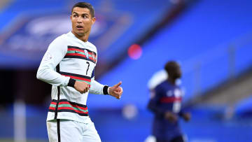 Cristiano Ronaldo vient d'être testé positif au Covid-19.