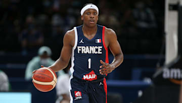 Frank Ntilikina viene de jugar con Francia