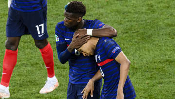 Kylian Mbappé soutenu dans son malheur. 