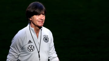 El banquillo del Madrid espera a Löw