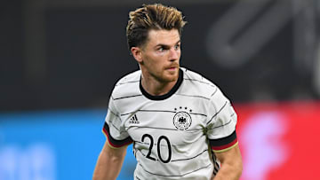 Jonas Hofmann steht vor einer wichtigen Entscheidung
