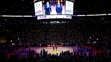 Lakers buscan refuerzos de cara al futuro