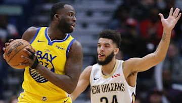 Draymond Green hizo un gran partido contra los Pelicans a pesar del golpe en el codo