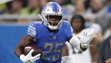 Green Bay Packers v Detroit Lions