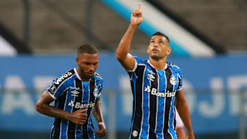 Do Brasil aos Estados Unidos: veja 7 equipes que precisam viajar distâncias incomuns para jogar em suas ligas. 