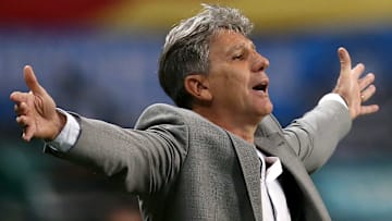 Gremio v Santos - Copa CONMEBOL Libertadores 2020