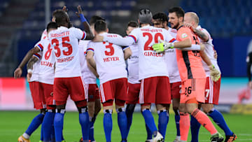 mit welcher Aufstellung könnte der HSV in Karlsruhe starten?