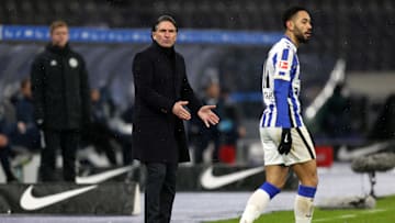 Läuft nicht: Bruno Labbadia (54) rutscht mit seiner Hertha tiefer in die Krise
