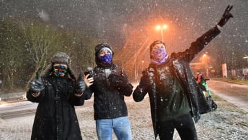 Kieler Fans nach dem Sensations-Erfolg ihres Teams!