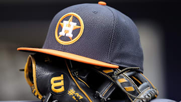 Houston Astros v Milwaukee Brewers