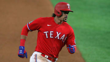 Guzmán es uno de los peloteros regulares de la MLB que están jugando en LIDOM en 2020