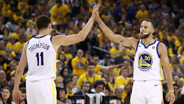 El regreso de Curry y Thompson una vez más coloca a los Warriors en la contienda