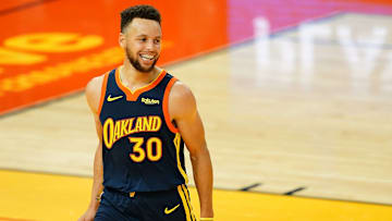 Stephen Curry ha dicho que quiere terminar su carrera en la NBA con los Warriors