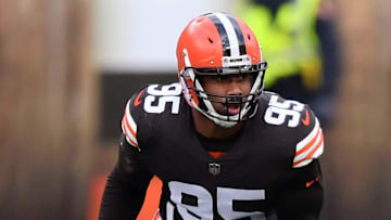 Myles Garrett fue activado por los Browns 