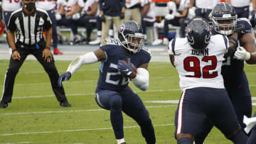 Derrick Henry sigue causando estragos a sus rivales