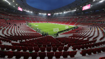 Eigentlich sollte der UEFA-Supercup in der Puskás Arena in Budapest ausgetragen werden - doch es droht mindestens eine Verlegung des Spielortes