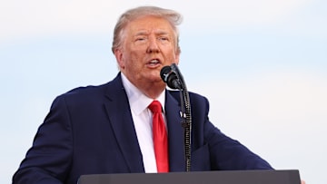 Donald Trump criticó a los Indios y a los Redskins