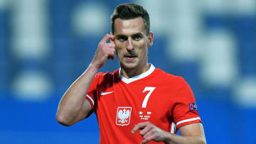 Avec 49 sélections pour 14 buts, Arkadiusz Milik est un joueur d'expérience pour l'équipe polonaise. Mais il pourrait bien manquer à l'appel en juin.