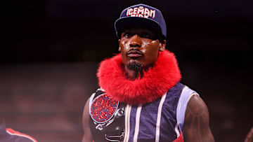 Jermall Charlo reta a Saúl "Canelo" Álvarez a bajar de peso para enfrentarlo 