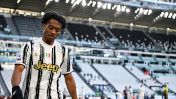 Cuadrado con la maglia della Juve