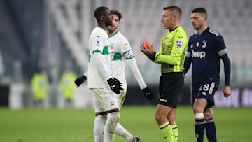 L'espulsione di Obiang durante Juventus-Sassuolo
