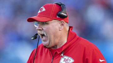Kansas City Chiefs v Tennessee Titans