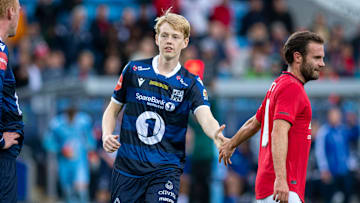 Noah Solskjaer looks like a mix between Luke Chadwick and Frenkie de Jong