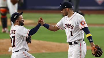 José Altuve fue la bujía ofensiva de los Astros en el cuarto juego de la Serie de Campeonato