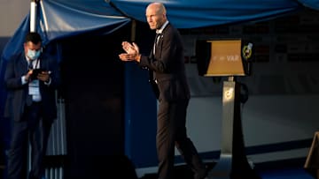 Heute führt Zinédine Zidane seine Madrilenen von der Seitenlinie aus an