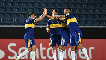 Boca Juniors - El plantel y el yoga como nueva actividad.