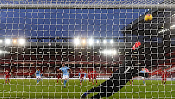 Über die Latte: So verschoss Gündogan gestern seinen Strafstoß gegen den FC Liverpool 