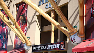 Los Angeles Angels Introduce Joe Maddon - News Conference