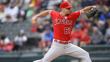 Taylor Cole está convencido de que los Astros utilizaron timbres para hacer trampa en MLB