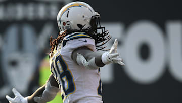 Los Angeles Chargers v Oakland Raiders