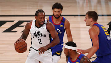 Leonard deberá asumir la responsabilidad de liquidar la serie contra los Nuggets en juego de eliminación