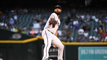 Los Angeles Dodgers v Arizona Diamondbacks