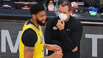 Anthony Davis recibe cuestionamientos por su irregularidad y falta de decisión al atacar la pintura