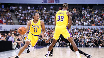 Avery Bradley enfrentando a Brooklyn Nets en los NBA China Games 2019